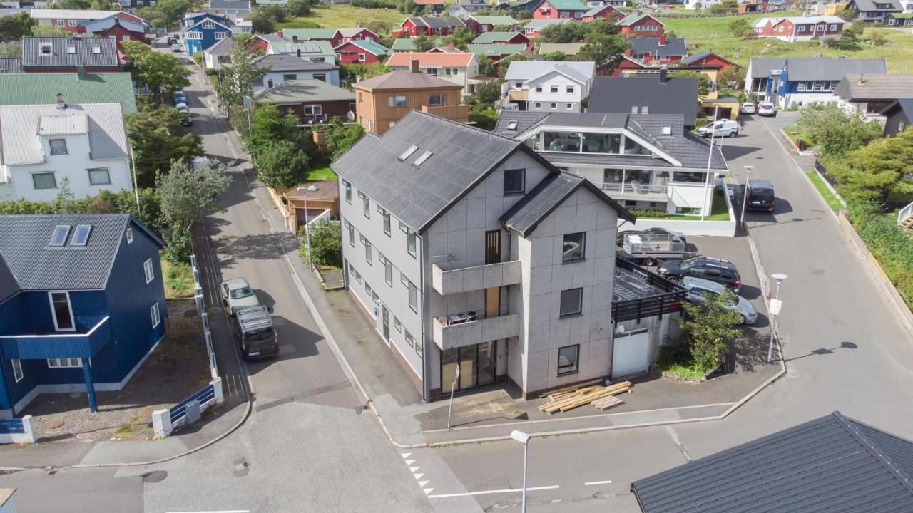 The Bird / Guesthouse / 10 Min Walk Downtown Tórshavn Eksteriør billede
